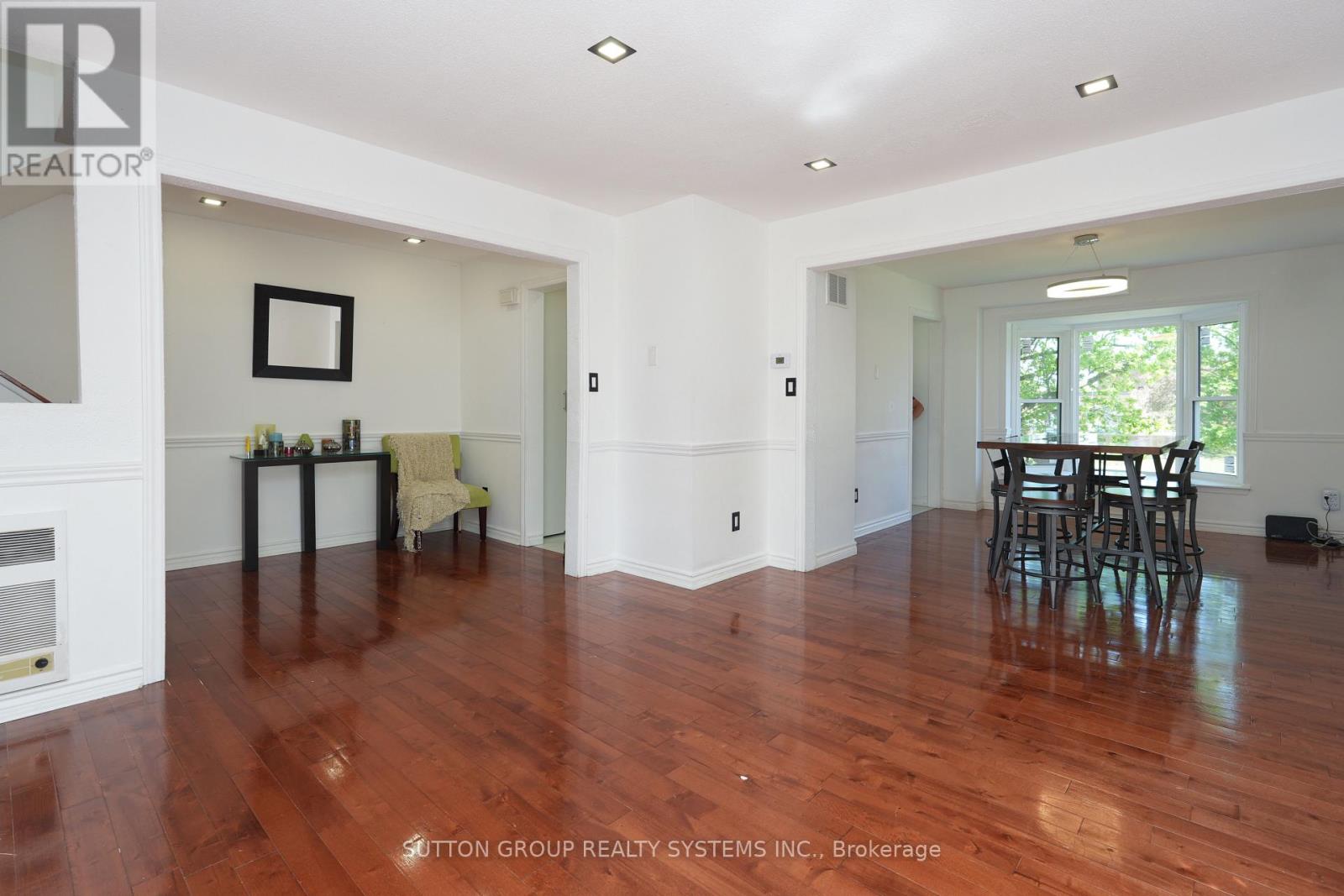 #29 6780 FORMENTERA AVENUE - 10
