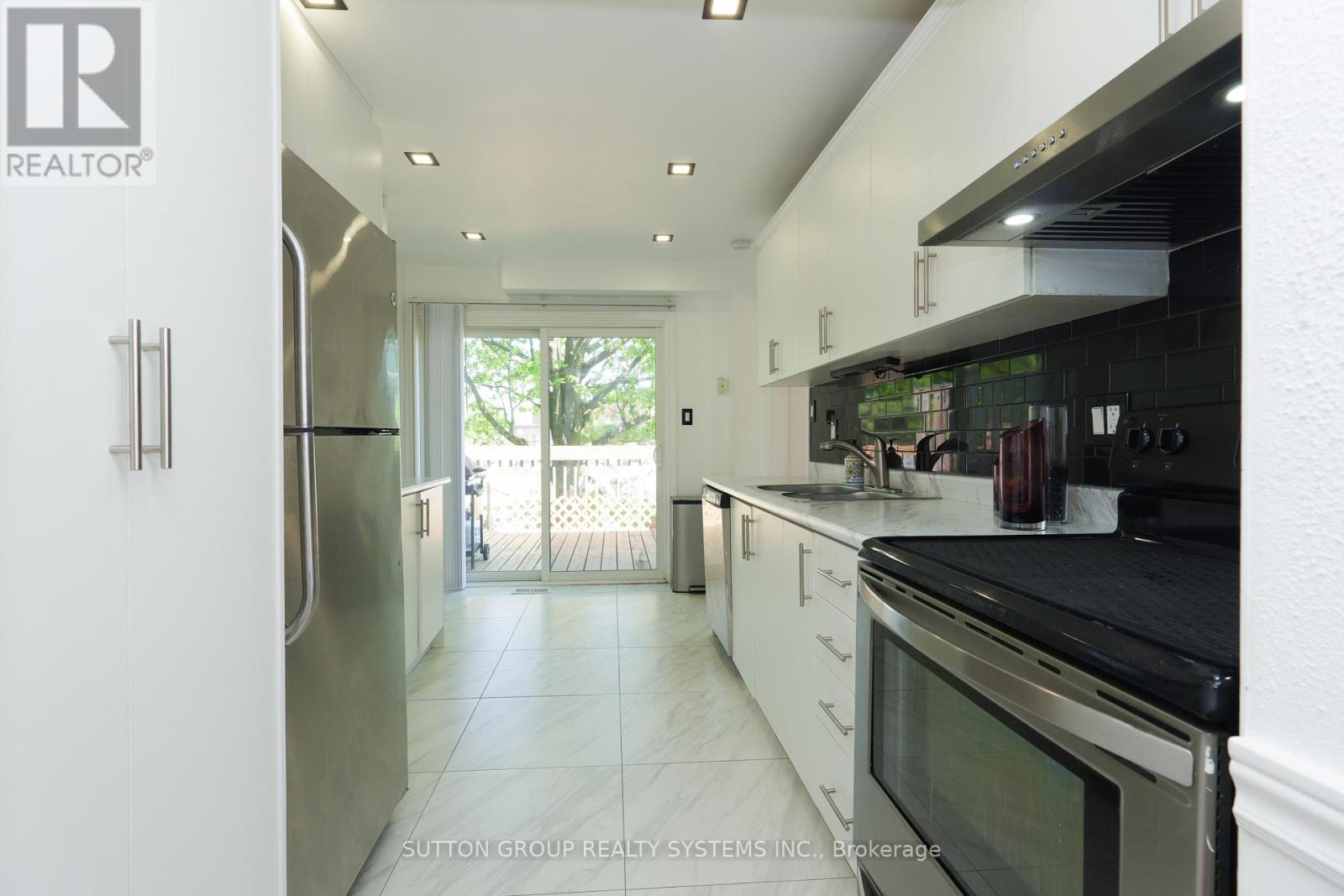 #29 6780 FORMENTERA AVENUE - 13