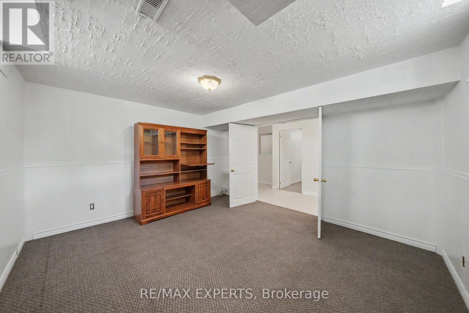 115 HARVEST MOON DRIVE - 40