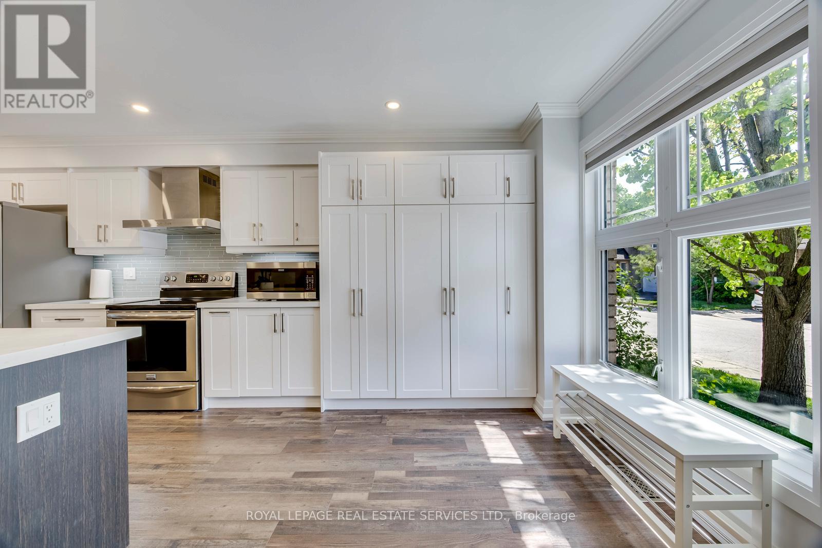#15 2189 POSTMASTER DRIVE - 13