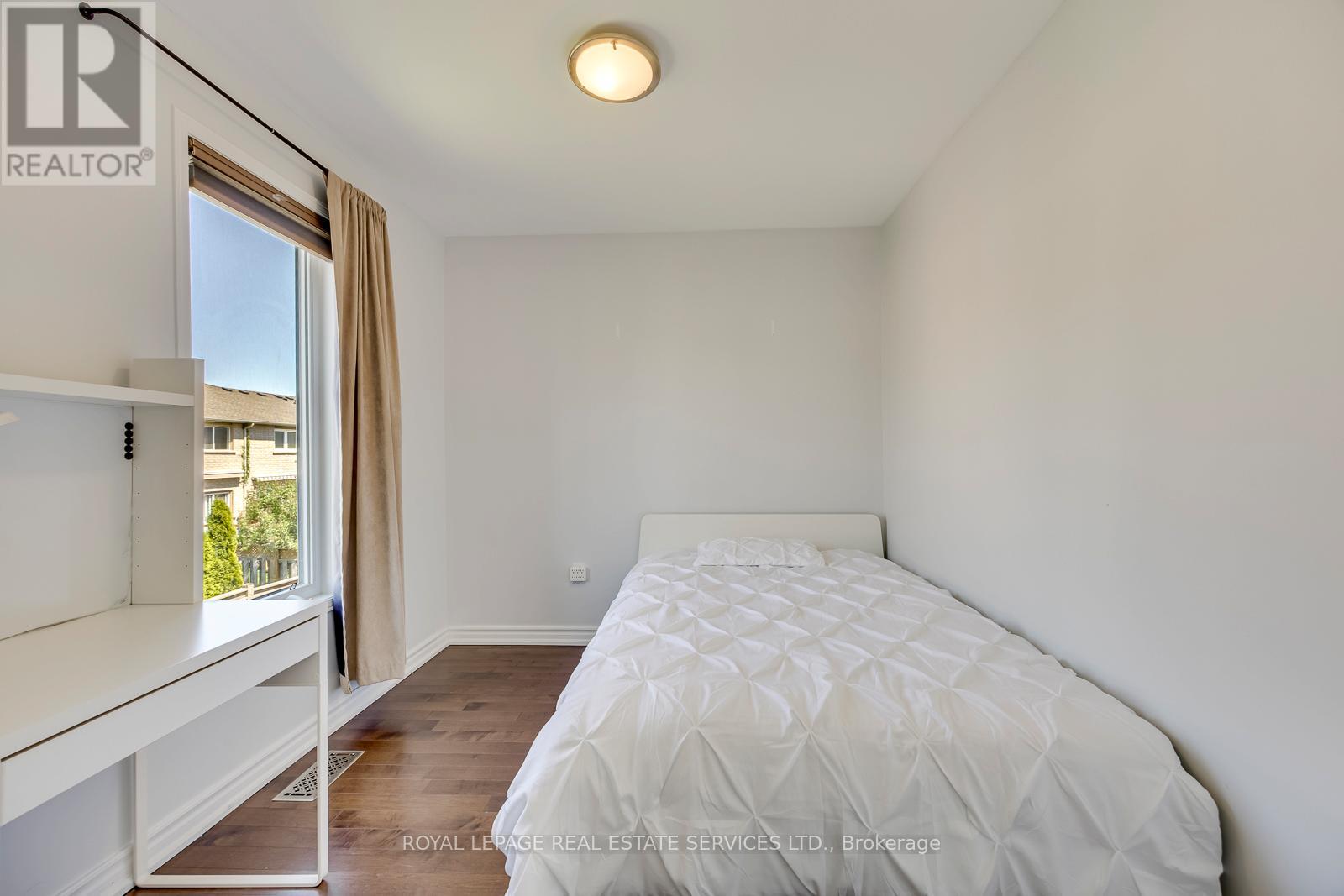 #15 2189 POSTMASTER DRIVE - 35