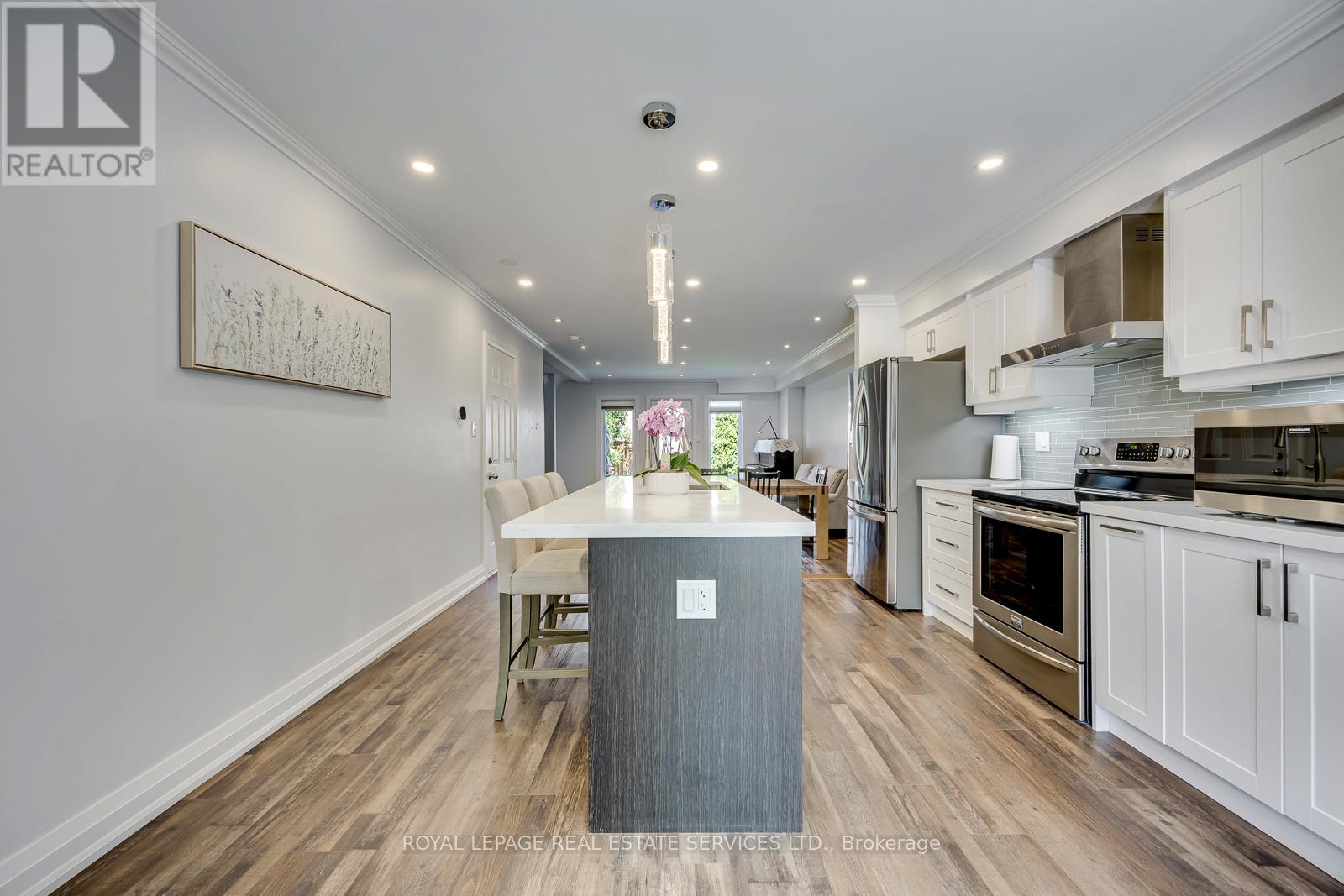 #15 2189 POSTMASTER DRIVE - 7
