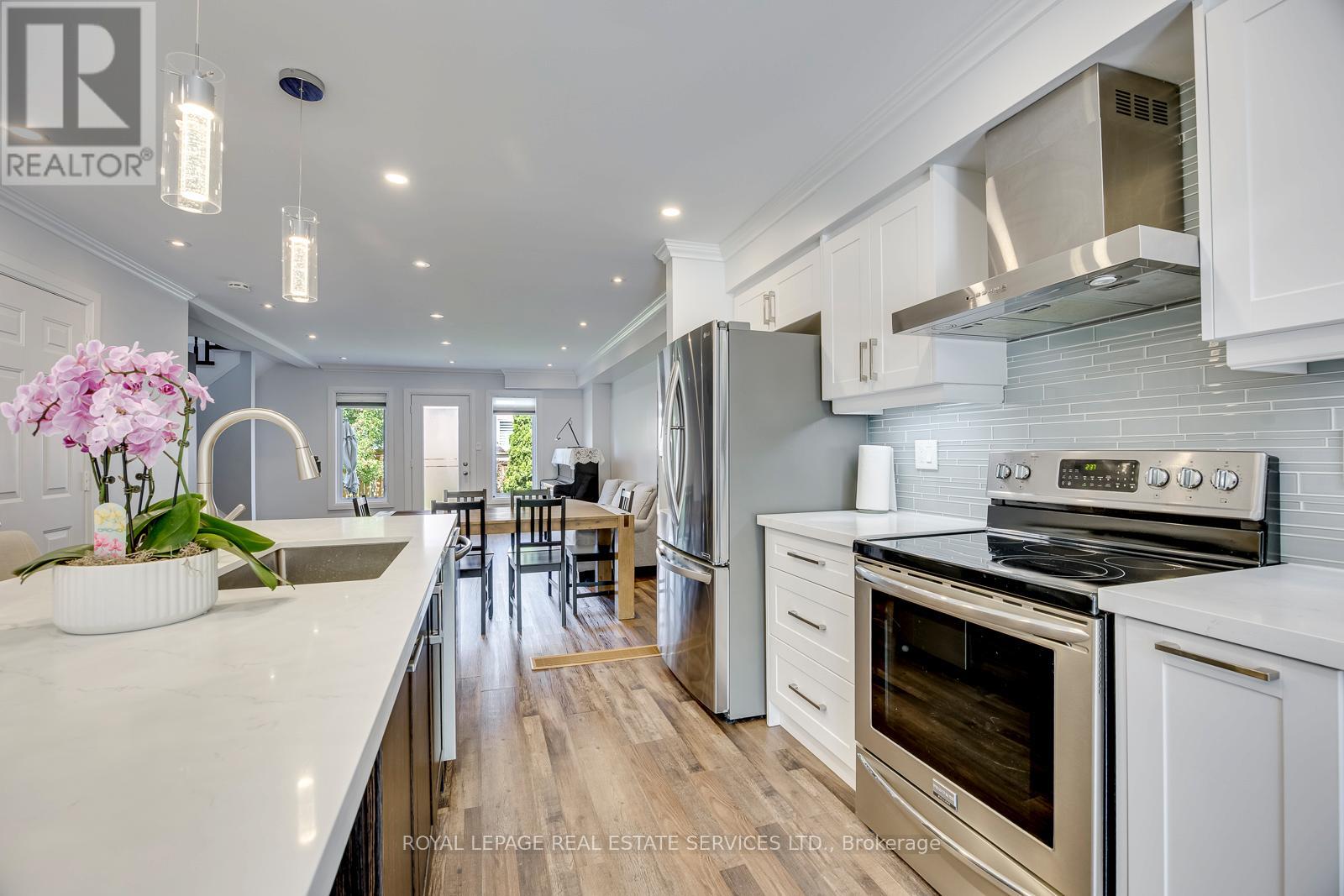 #15 2189 POSTMASTER DRIVE - 8