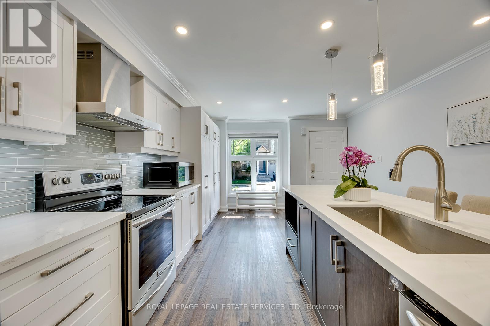 #15 2189 POSTMASTER DRIVE - 9