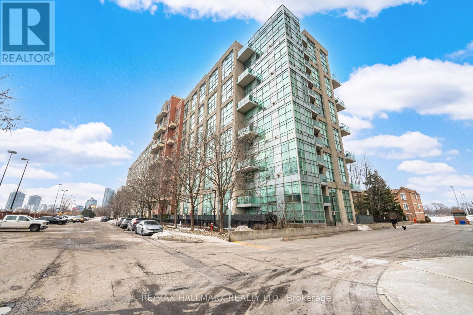 #624 200 MANITOBA STREET - 1