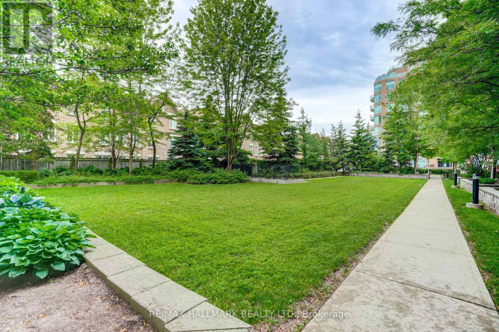#624 200 MANITOBA STREET - 39