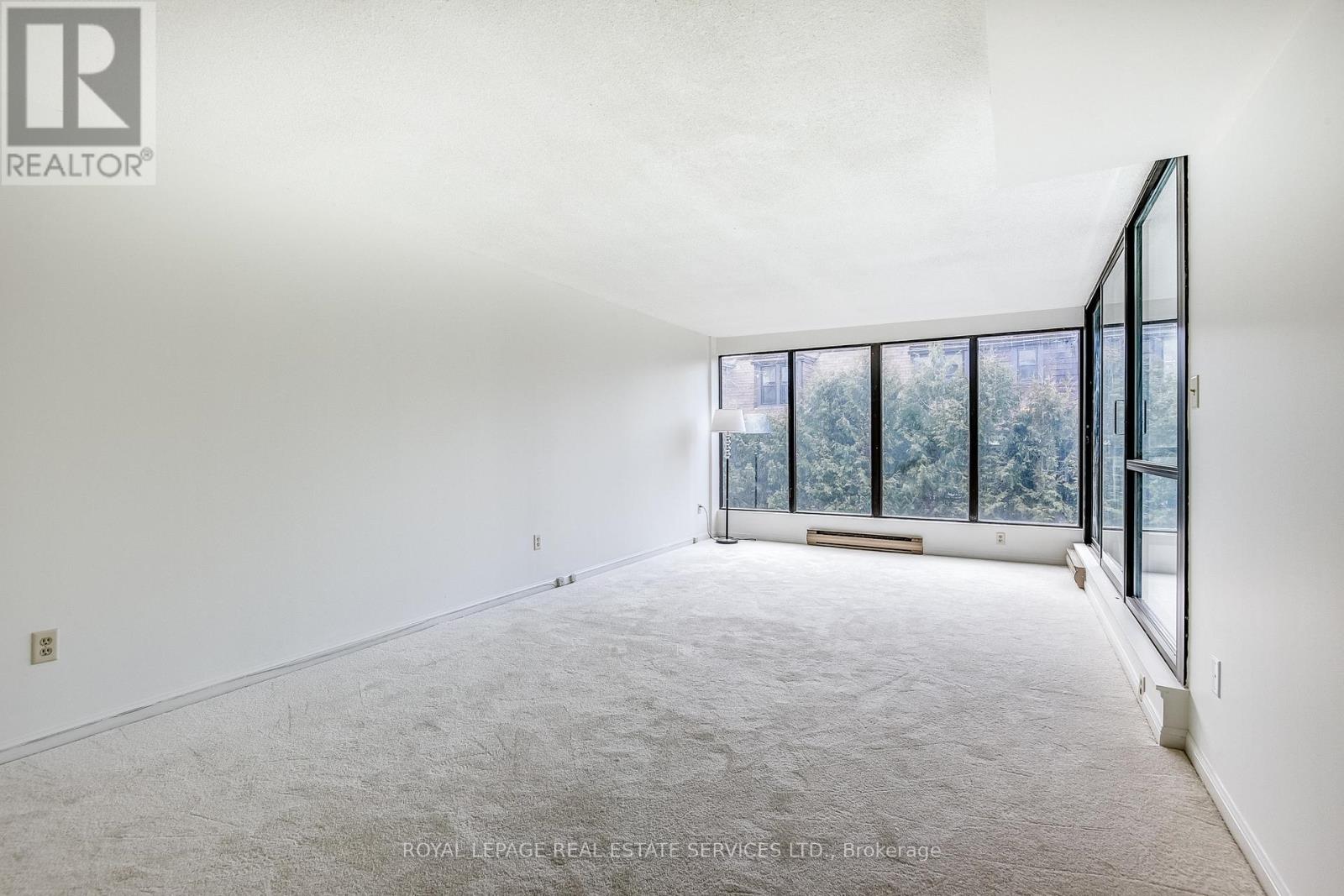 #303 2545 BLOOR STREET W - 11