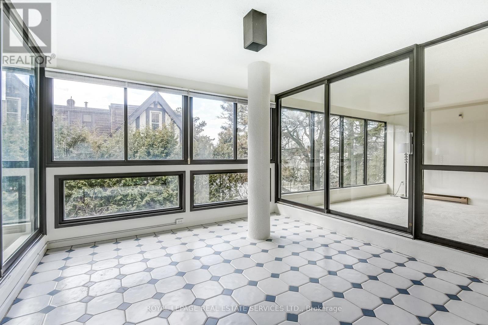 #303 2545 BLOOR STREET W - 15