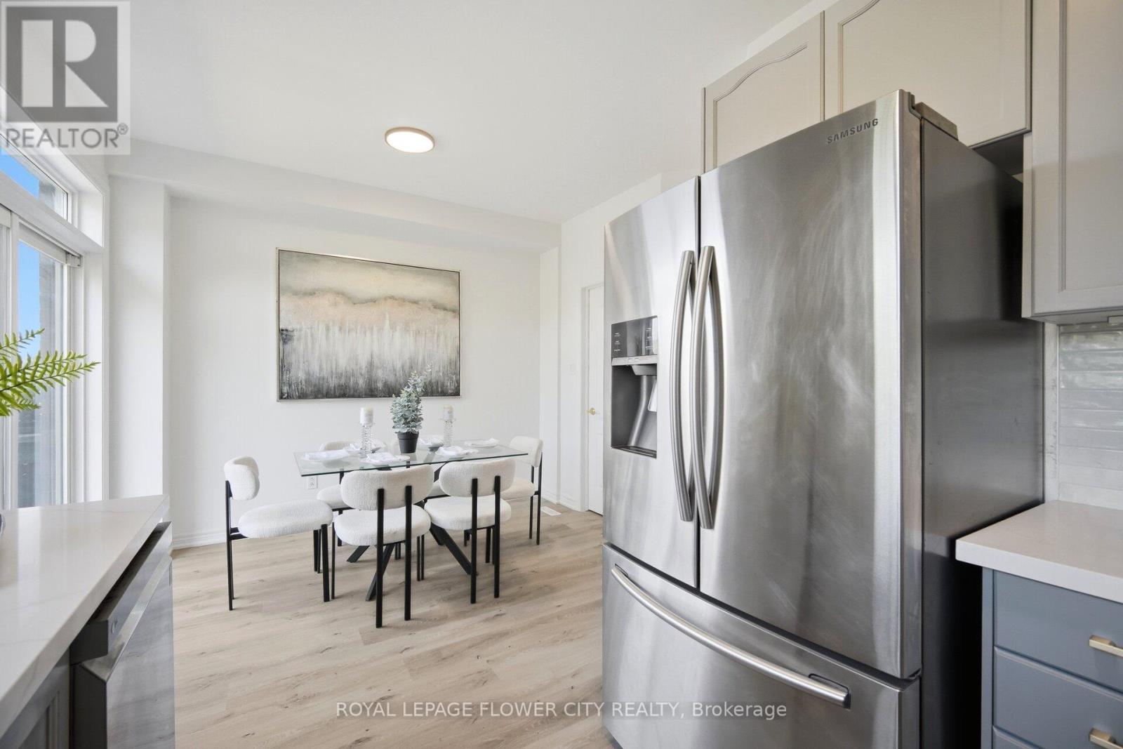 24 MARTREE CRESCENT - 18
