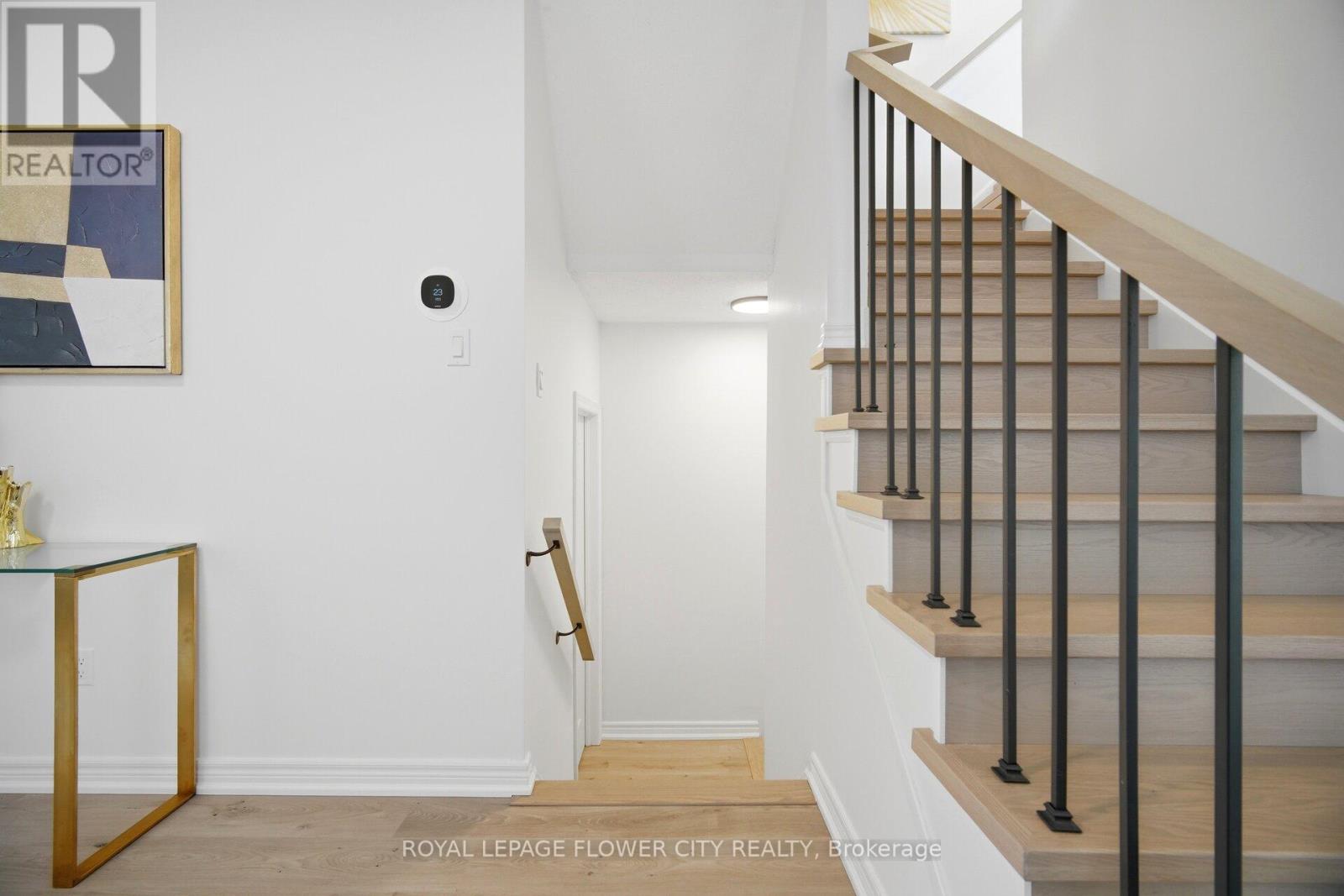 24 MARTREE CRESCENT - 36