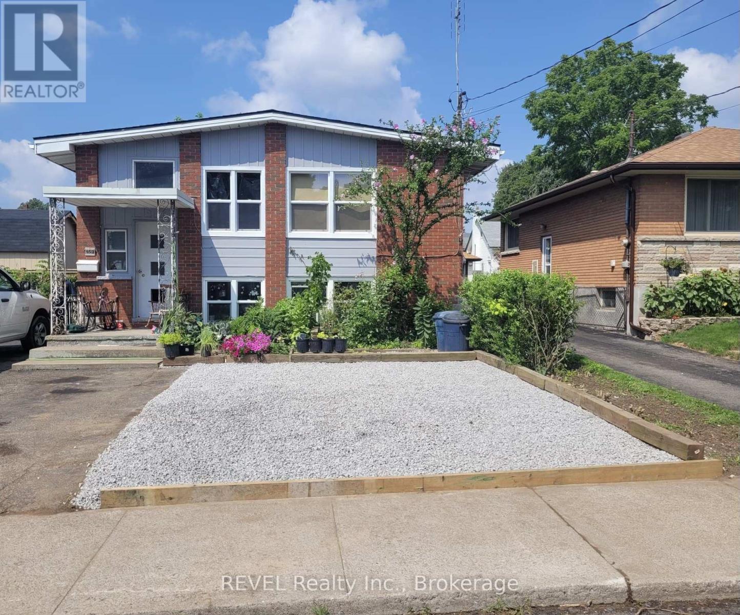 4591 HOMEWOOD AVENUE - 1