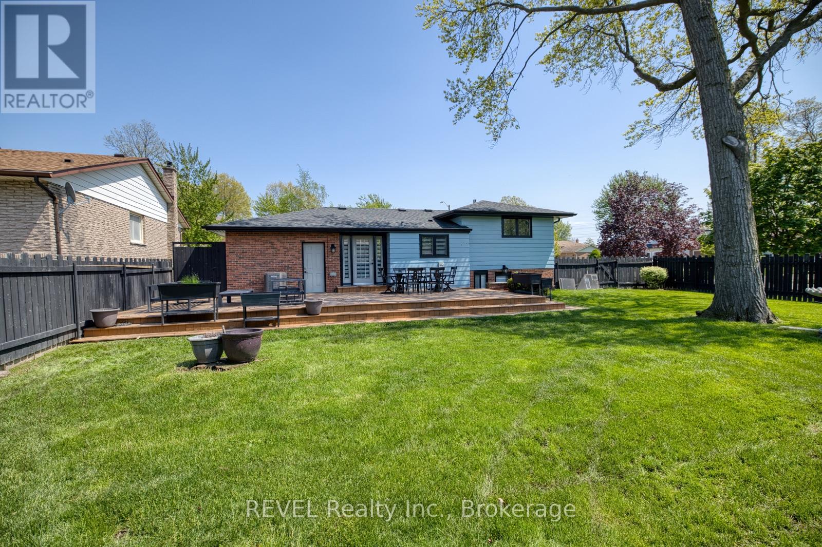 2675 WOODFIELD AVENUE - 35