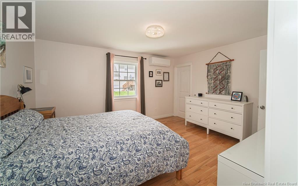 66 Watling Crescent - 13