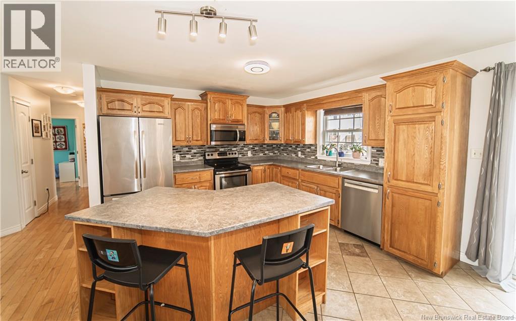 66 Watling Crescent - Image 2