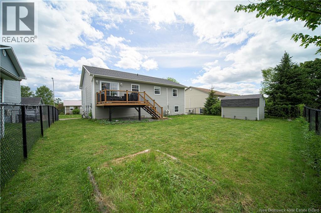 66 Watling Crescent