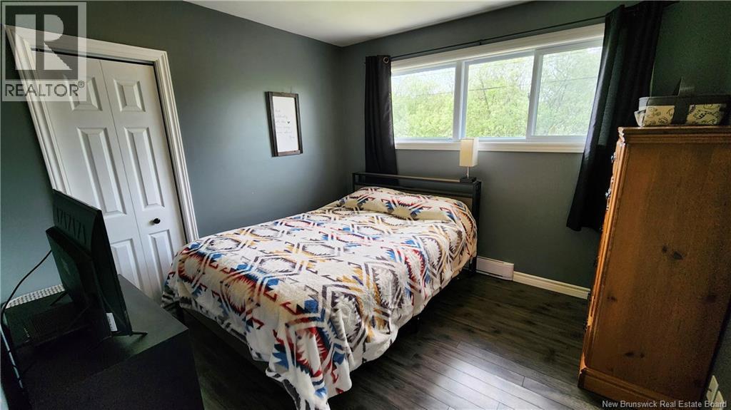 340 Beaconsfield Crescent - 19