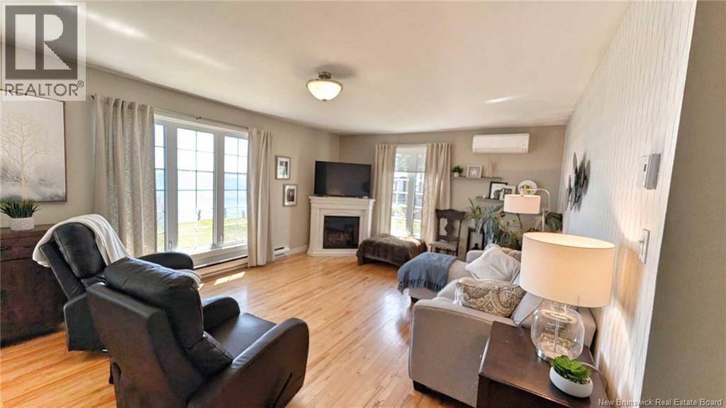 948 Rue des Chalets Street - 7