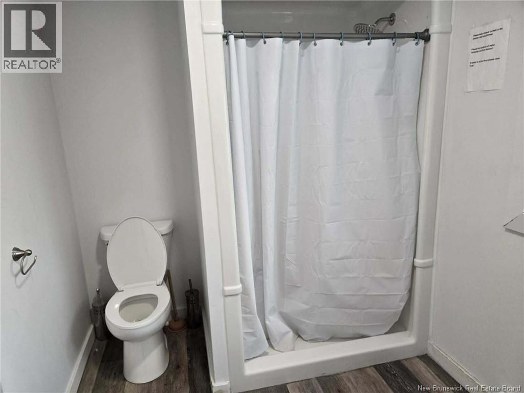 8 Kirk Street - Image 10