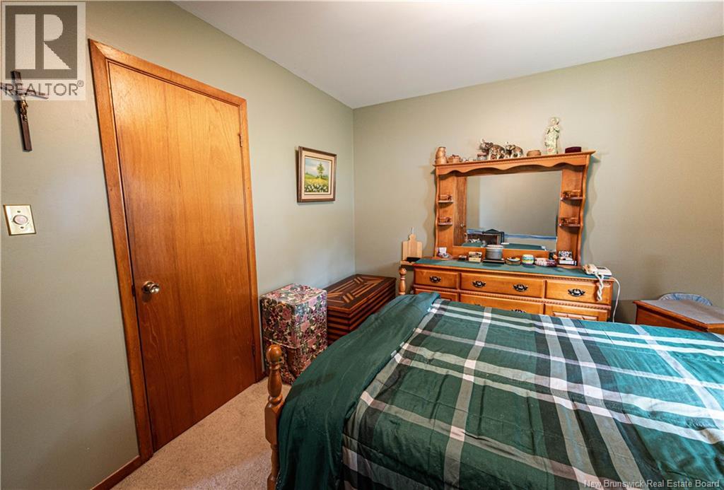 17 Sherwood Avenue - 15