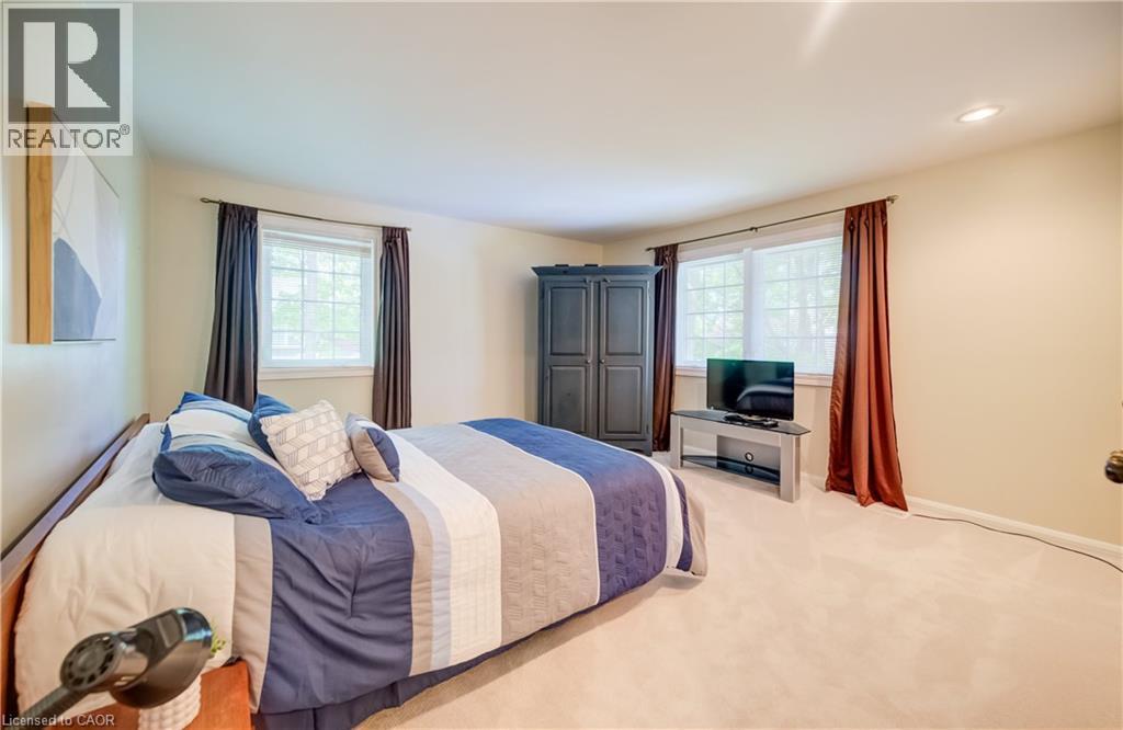 60 HUNTLEY Crescent - 26