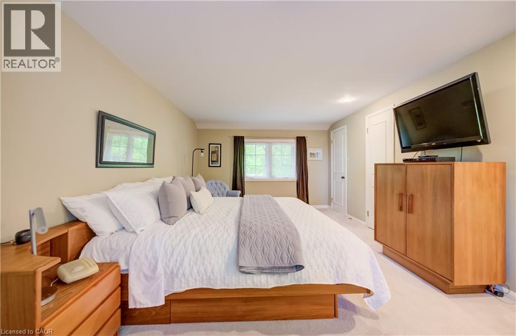 60 HUNTLEY Crescent - 22