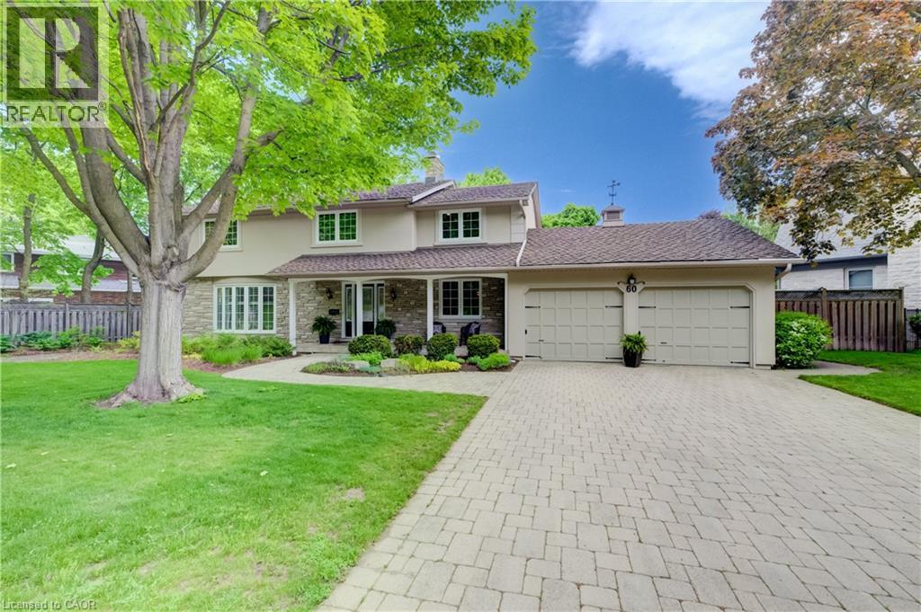60 HUNTLEY Crescent - 1