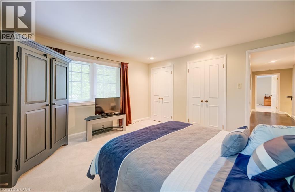 60 HUNTLEY Crescent - 27