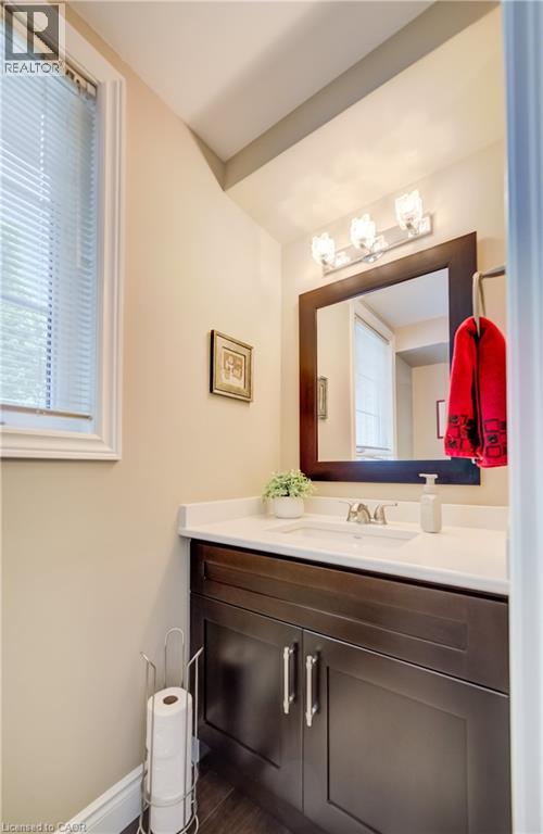60 HUNTLEY Crescent - 20
