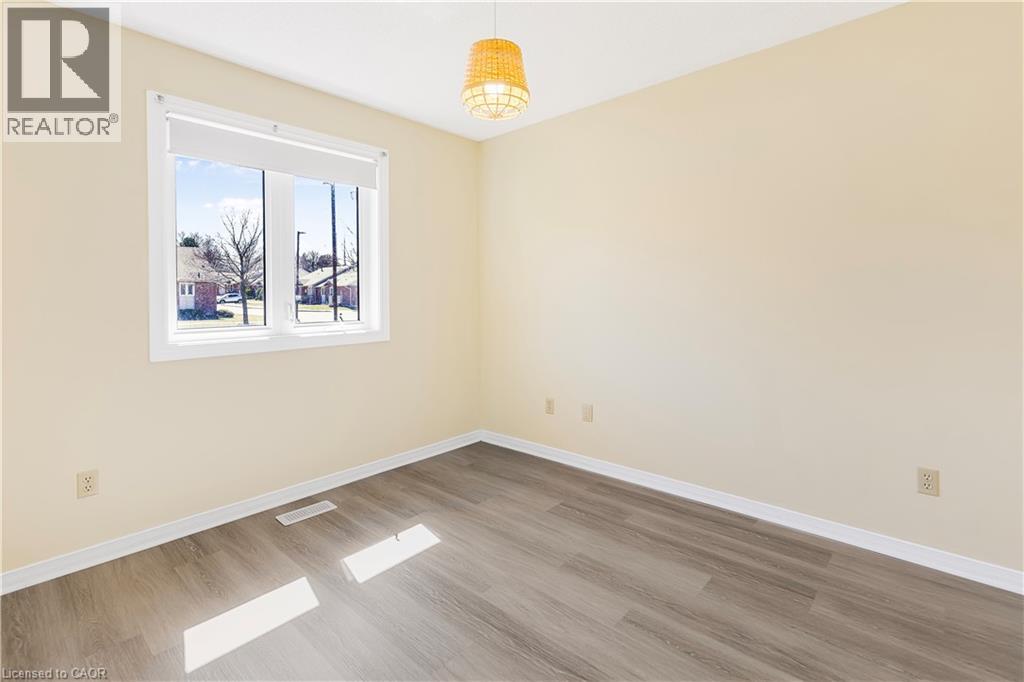 #54 122 BUNTING Road - 5