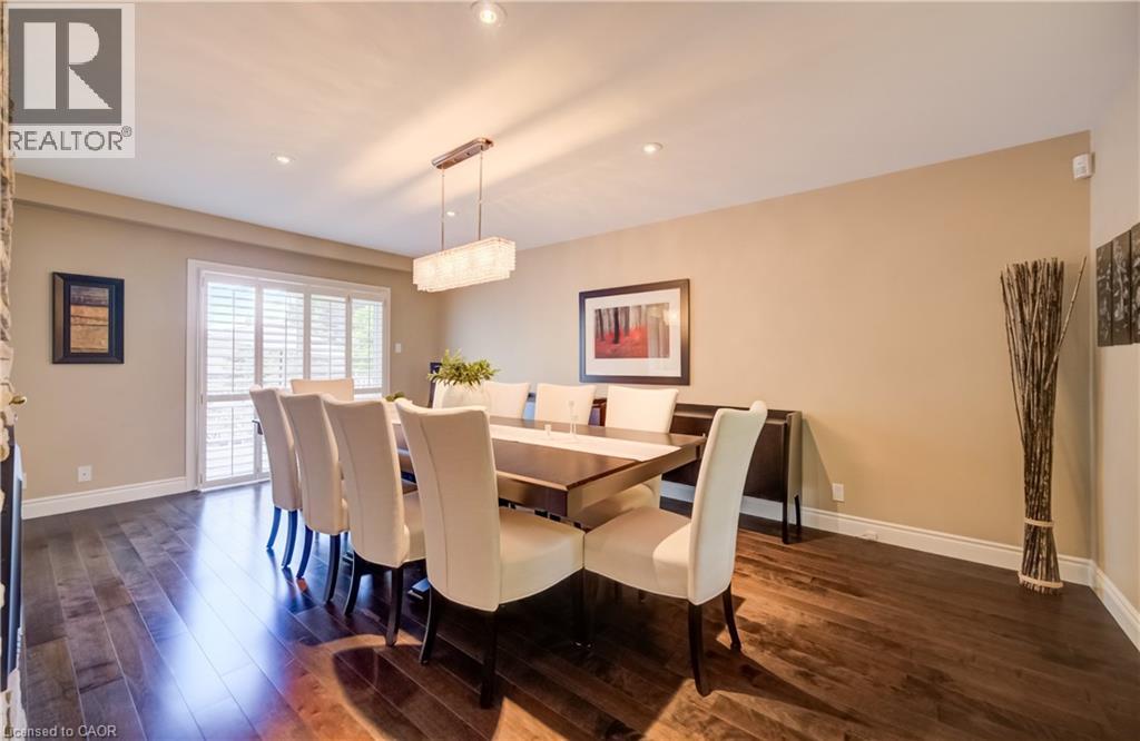 60 HUNTLEY Crescent - 17