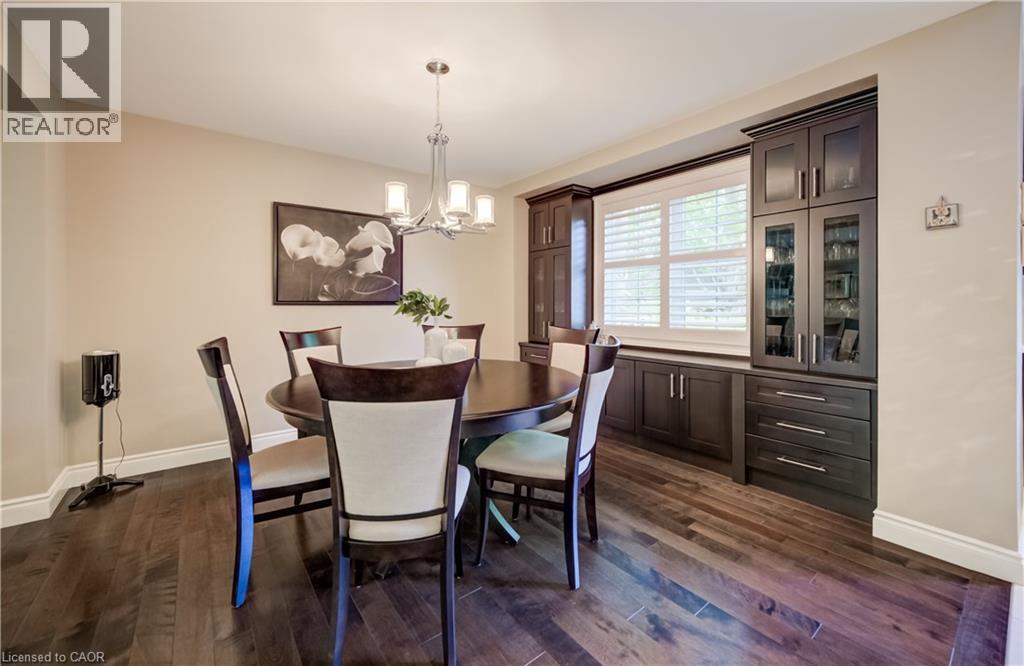 60 HUNTLEY Crescent - 10