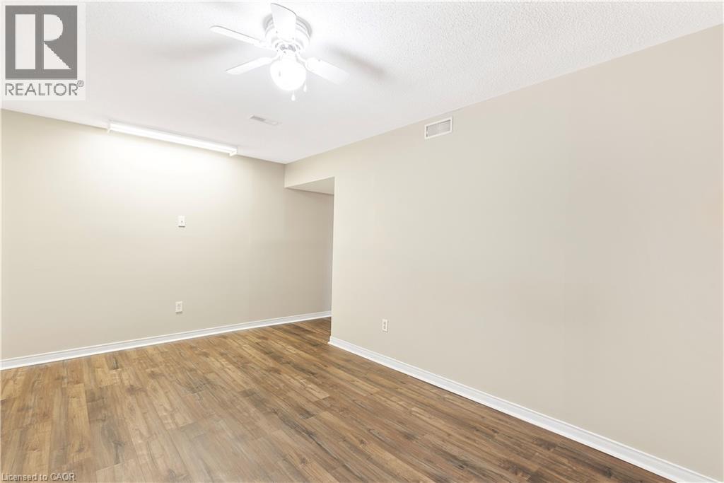 #54 122 BUNTING Road - 20