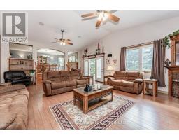 Bedroom - 6946 Fife Road, Guelph/eramosa, ON N1H6J4 Photo 8
