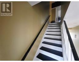 68 Whiteway Drive thumbnail 10