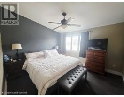 68 Whiteway Drive thumbnail 15