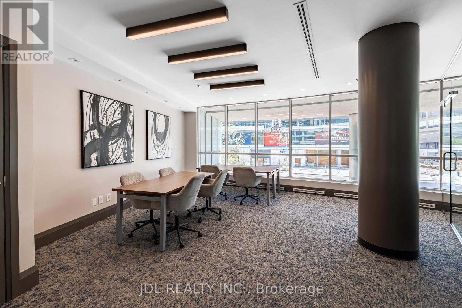 #4006 16 HARBOUR STREET - 23