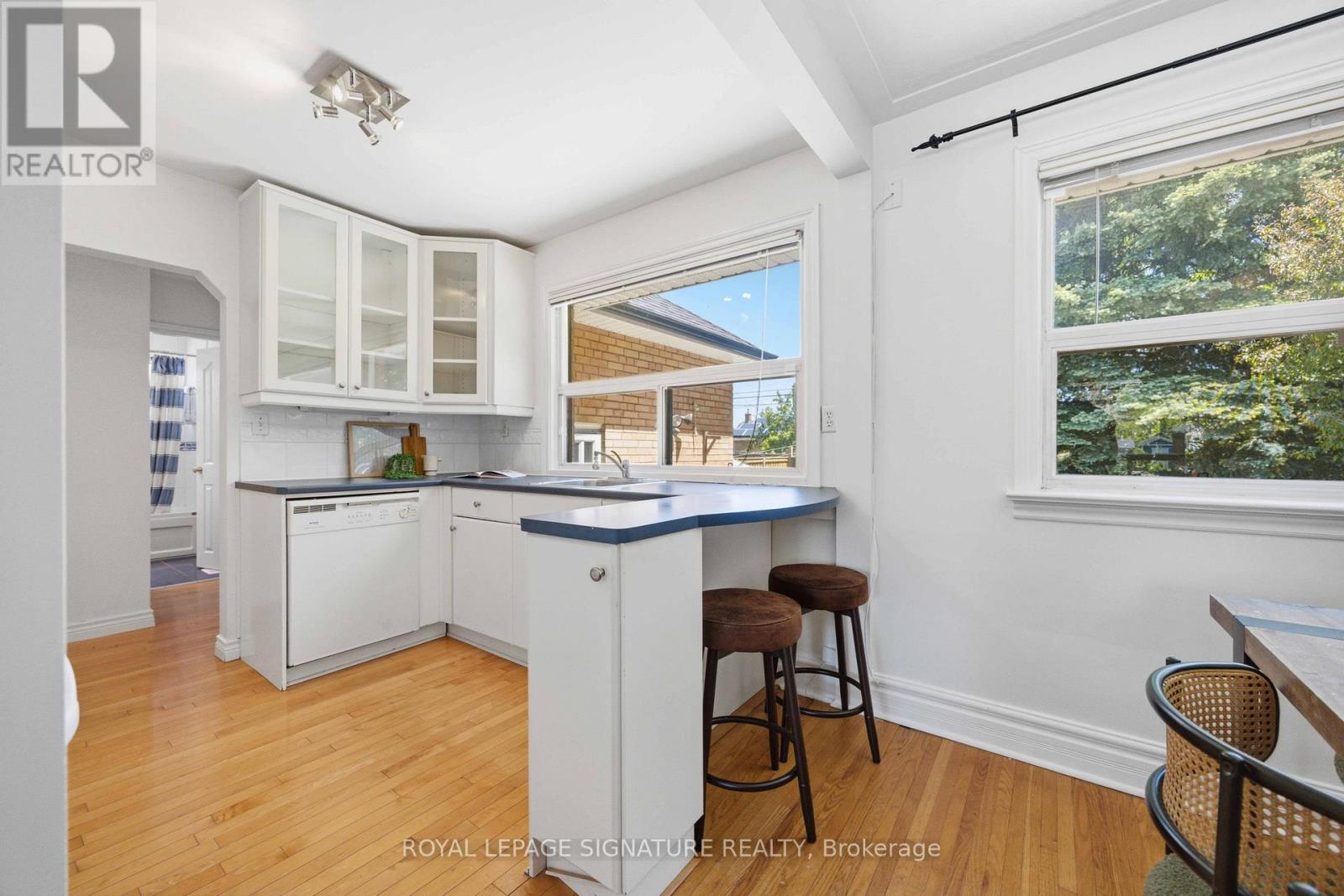 37 IVORWOOD CRESCENT - 11