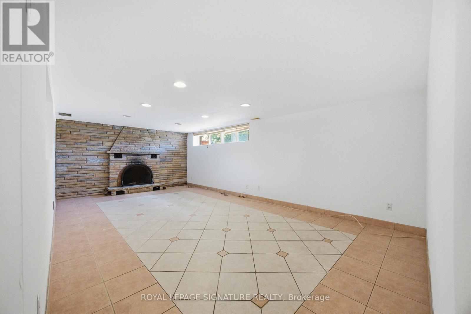 37 IVORWOOD CRESCENT - 22