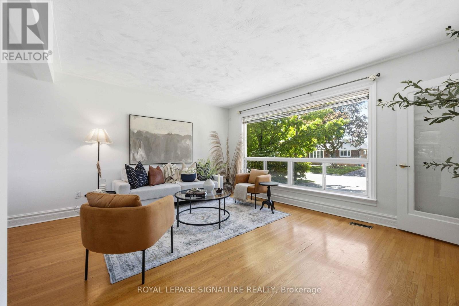 37 IVORWOOD CRESCENT - 5