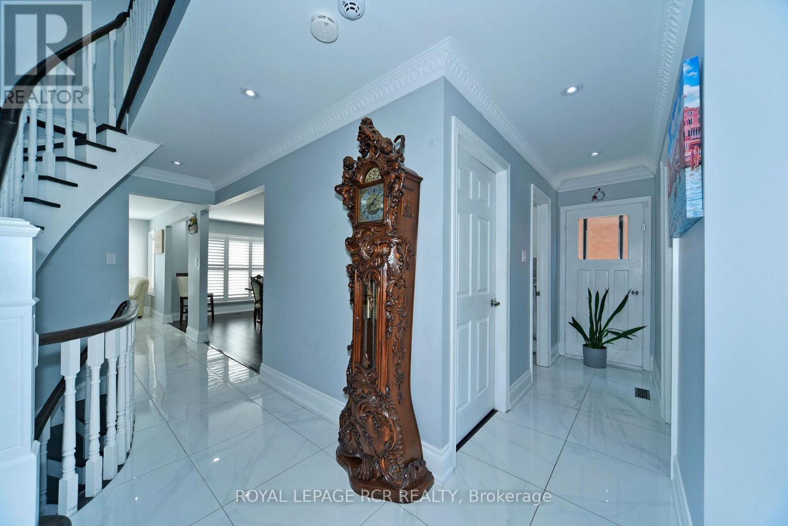 3 JACKMAN CRESCENT - 11
