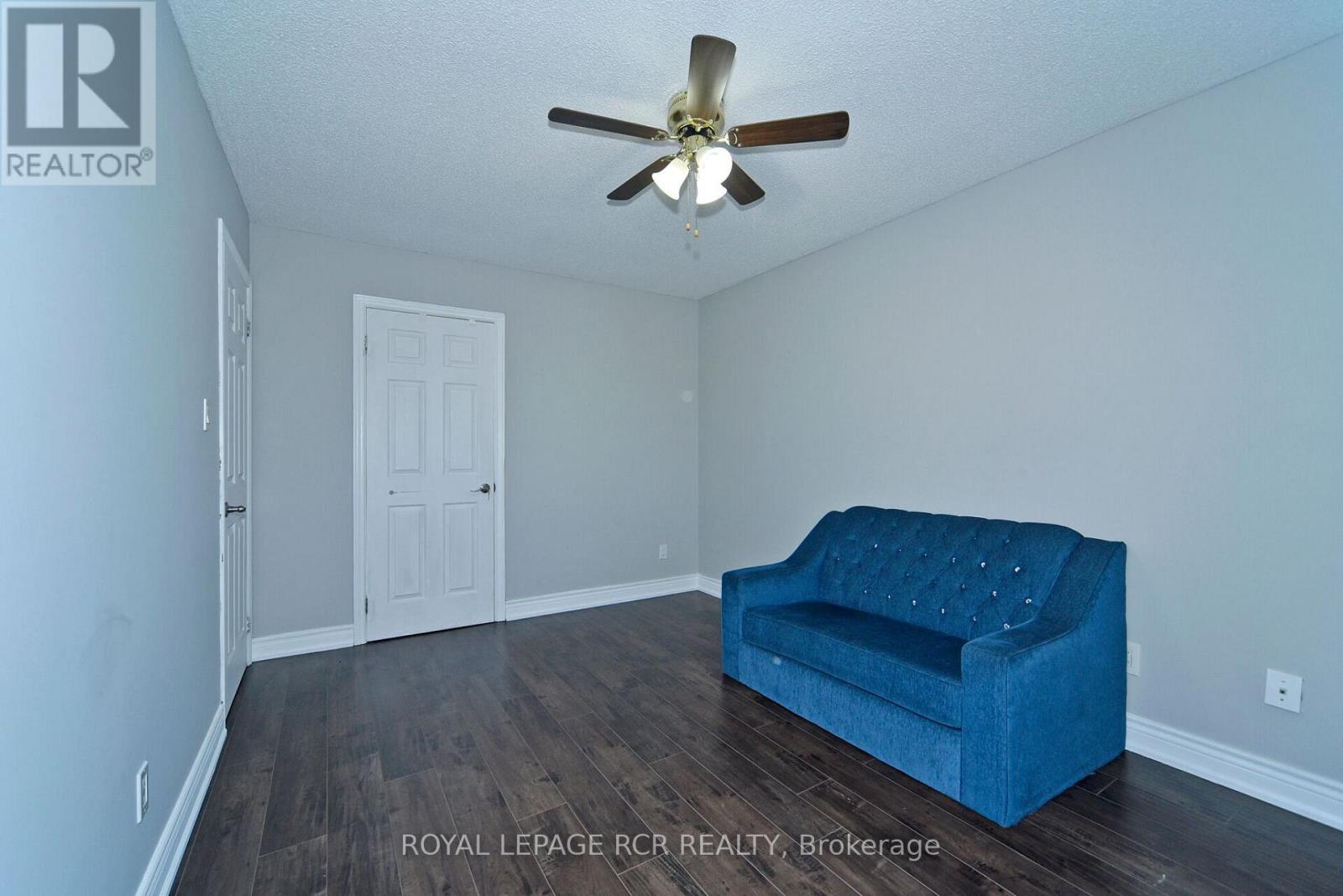 3 JACKMAN CRESCENT - 28