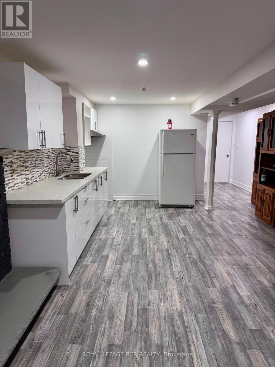 3 JACKMAN CRESCENT - 46
