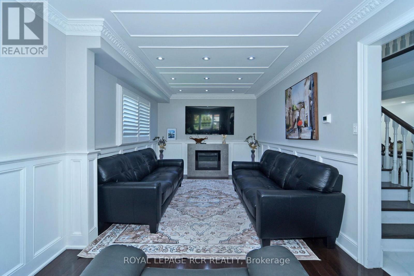 3 JACKMAN CRESCENT - 9
