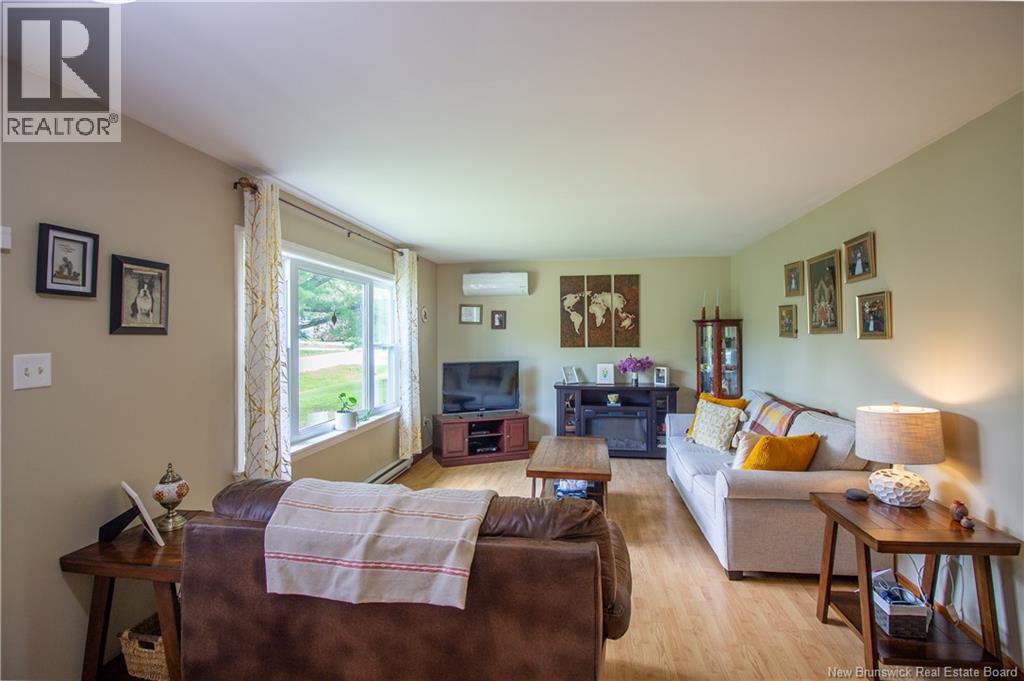 109 Mapleton Crescent - 10