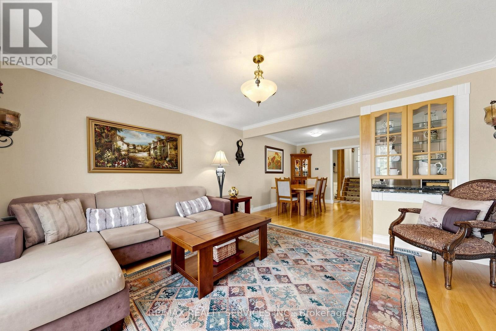 36 GLENVALE BOULEVARD - 12