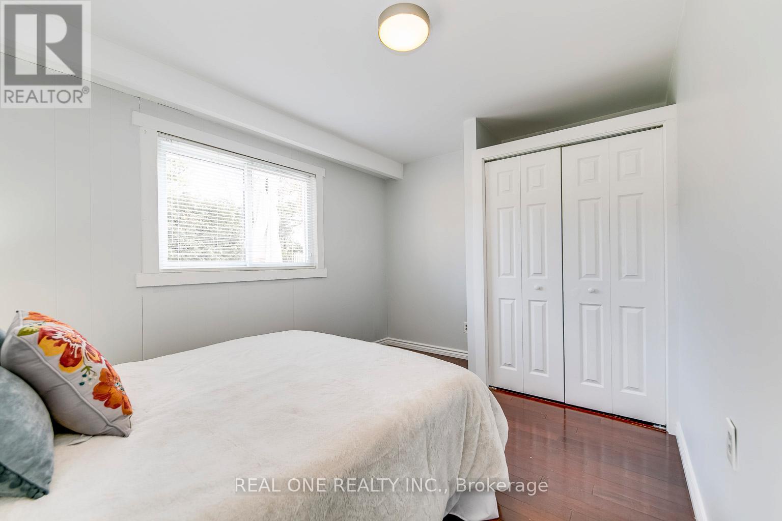 533 TIPPERTON CRESCENT - 36