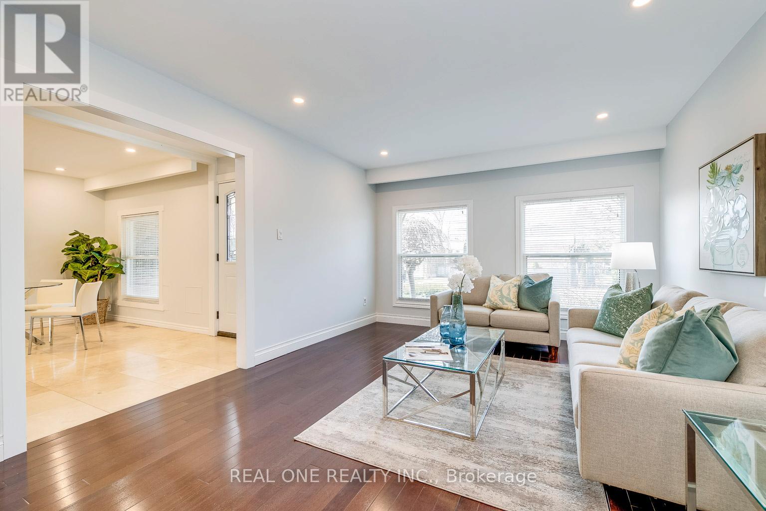 533 TIPPERTON CRESCENT - 8