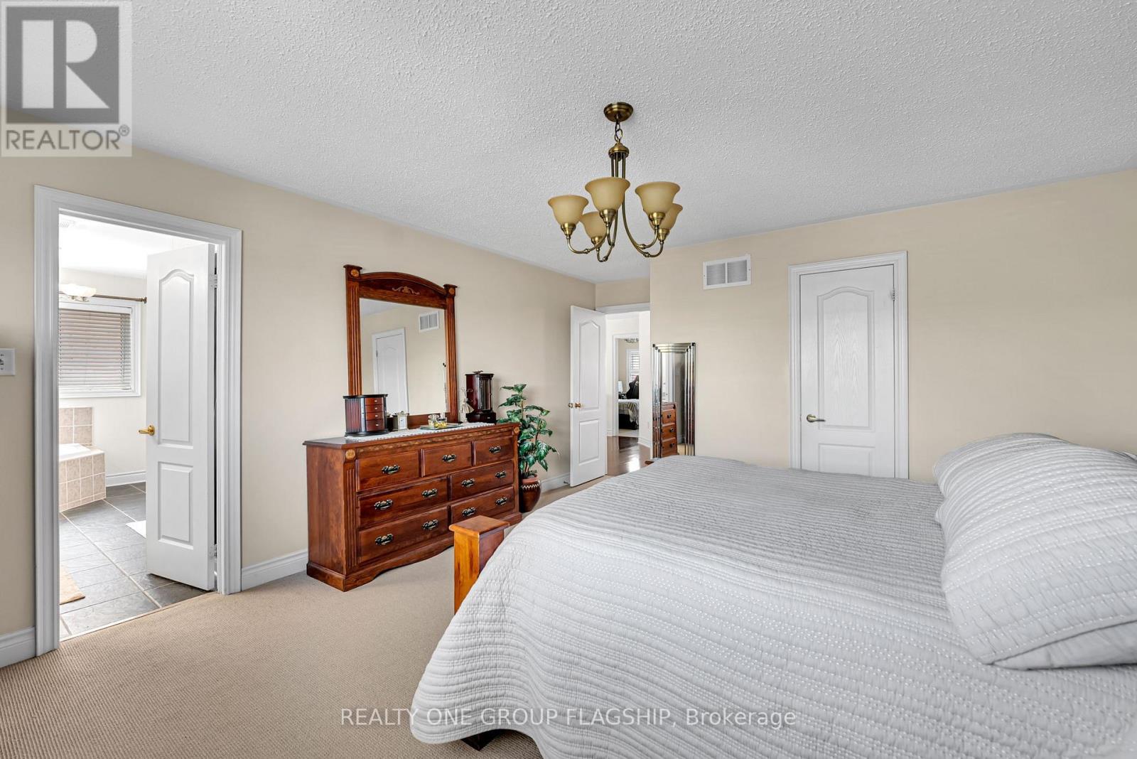 3435 JORIE CRESCENT - 24