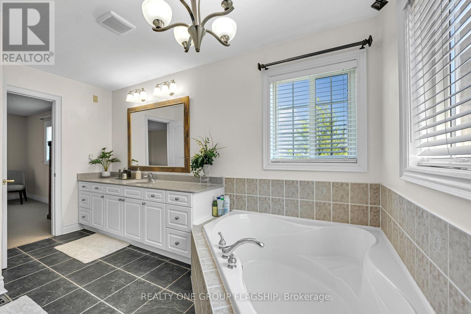 3435 JORIE CRESCENT - 26