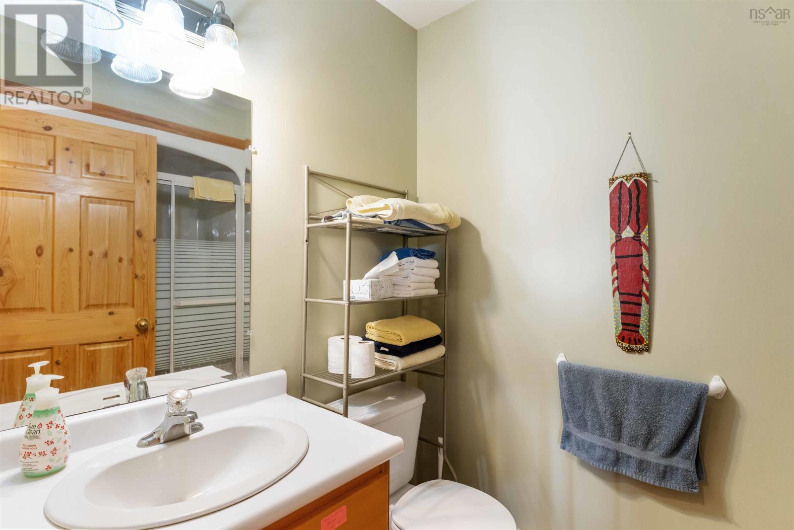 885 Fort Point Road - 19